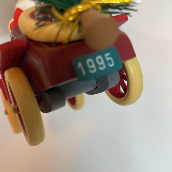 Hallmark Keepsake Ornament Santa’s Roadster Vintage 1995 - Picture 7 of 11